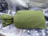 Простынь на резинке Naturel 160x200x30 см с наволочками 50х70 см оливковая