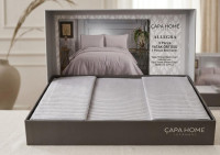 Покрывало жаккардовое Capa Home Allegra 240x260 см светло - серое с наволочками Покрывало жаккардовое Capa Home Allegra 240x260 см светло - серое с наволочками