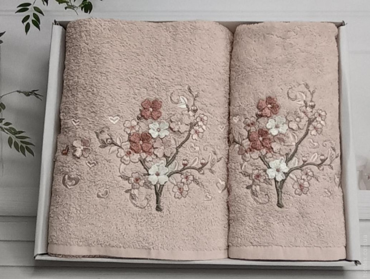 Набор махровых полотенец Piante Home из двух штук 50х90+70х140 см с вышивкой модель 22