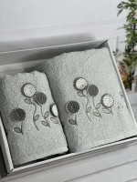 Набор махровых полотенец Piante Home из двух штук 50х90+70х140 см с вышивкой модель 2