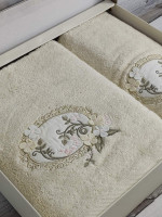 Набір махрових бамбукових рушників Pupilla з 2-х штук 50х90 см + 70х140 см з вишивкою, модель 21 Набір махрових бамбукових рушників Pupilla з 2-х штук 50х90 см + 70х140 см з вишивкою, модель 21