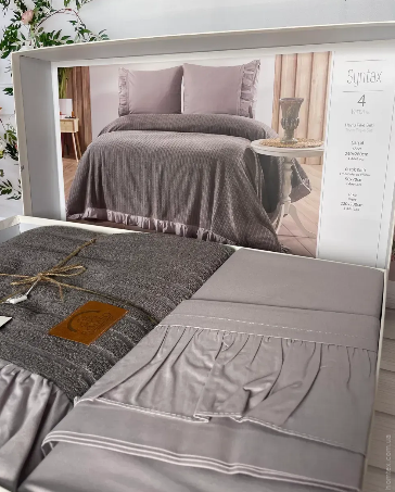 Постельное белье Romeo home с махровым пике покрывалом и рюшами Syntax евро
