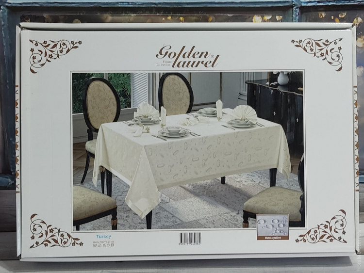 Скатертина прямокутна Golden Laurel 160х220 см з серветками 35х35 см