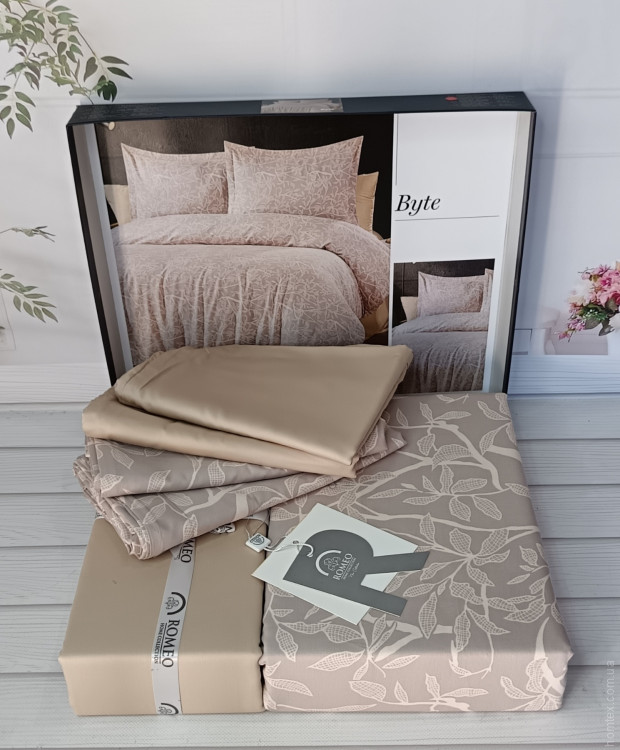 Постельное белье Romeo Home сатин - жаккард Byte евро