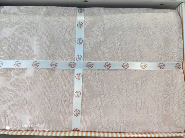 Покрывало жаккардовое Karina Homme Meltem pudra 250x260 см
