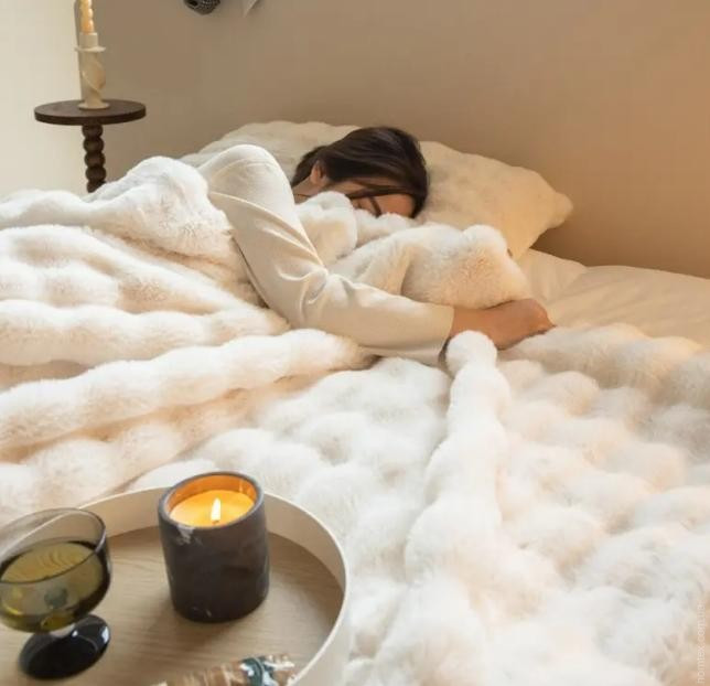 Плед - Покрывало Home Textile Sable 200x230 см с искусственного меха молочный