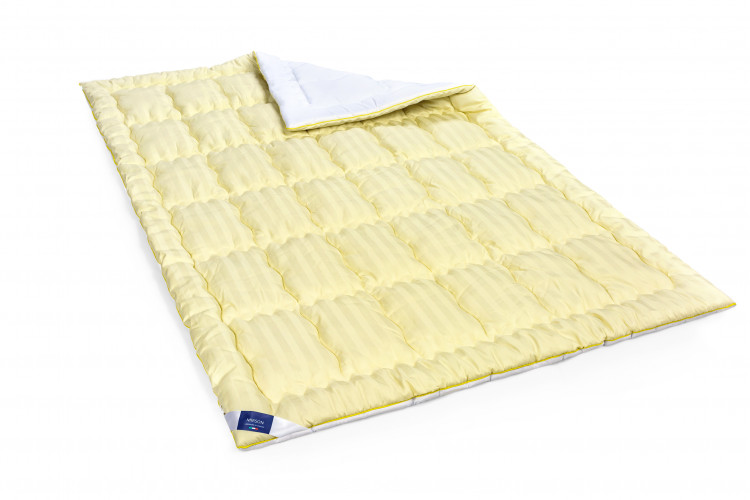 Одеяло антиаллергенное Mirson Летнее с Eco-Soft Carmela HAND MADE 220x240 см, №823 (сатин+микро)