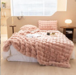 Плед - Покривало Home Textile Sable 200x230 см зі штучного пудрового хутра