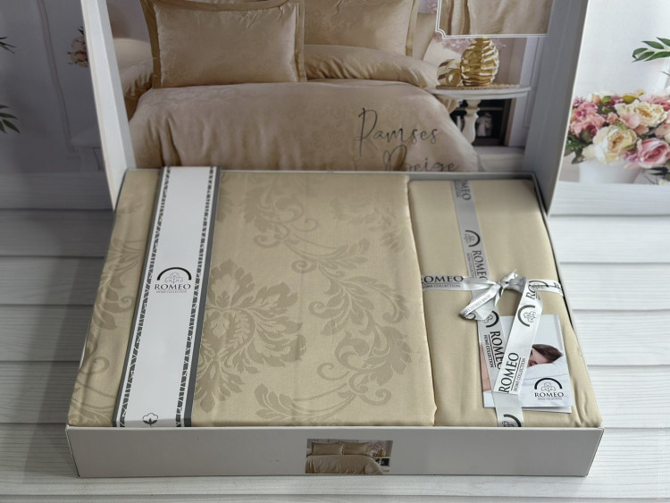 Постельное белье сатин - жаккард Romeo Home Ramses beige евро