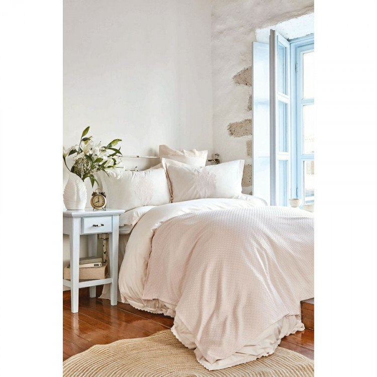 Набор постельное белье с покрывалом пике Karaca Home Elonora pudra 2020-1 пудра евро